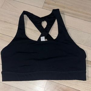 Lululemon bra size 4